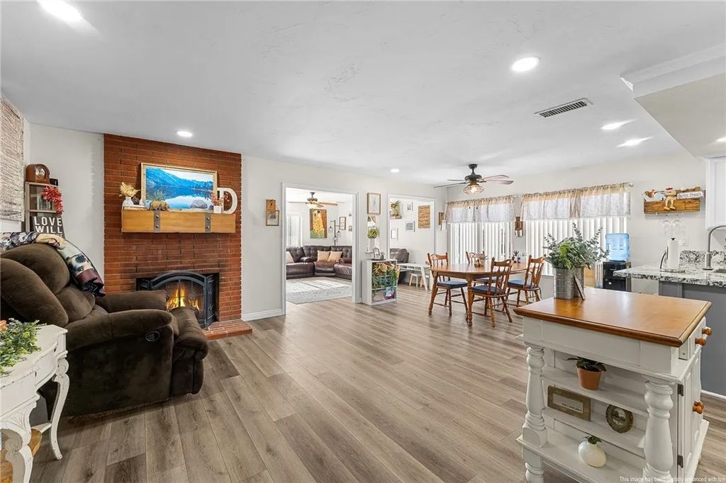 Photo of 25572 Marta Ct, Hemet, CA 92544 (MLS # IV26056872)