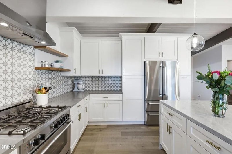 3310 Foothill Road