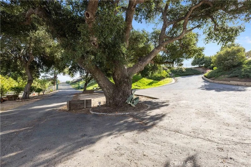 29826 Arroyo Oak