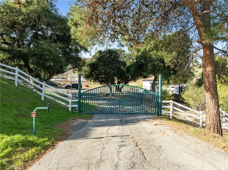 29826 Arroyo Oak