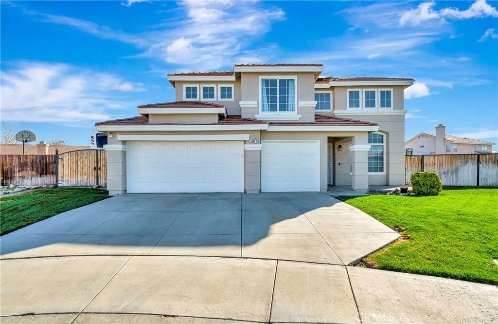 Photo of 44241 Tahoe Way, Lancaster, CA 93536 (MLS # SR26055299)