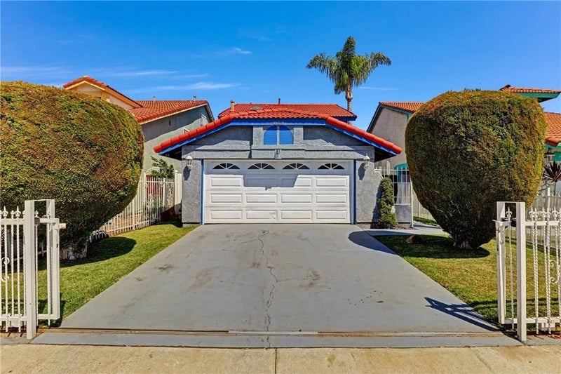 623 W Indigo Street
