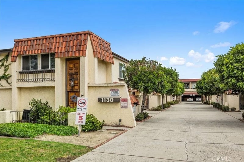 1130 W Huntington Drive 8