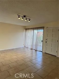 1130 W Huntington Drive 8