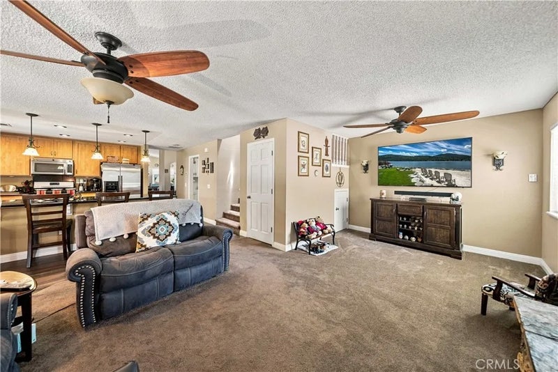 42301 Woodstone