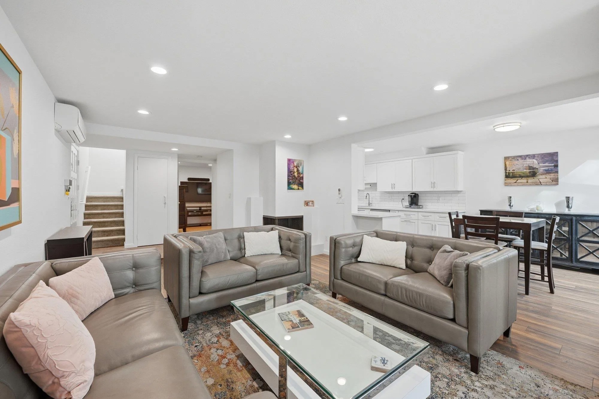 8963 Caminito Fresco