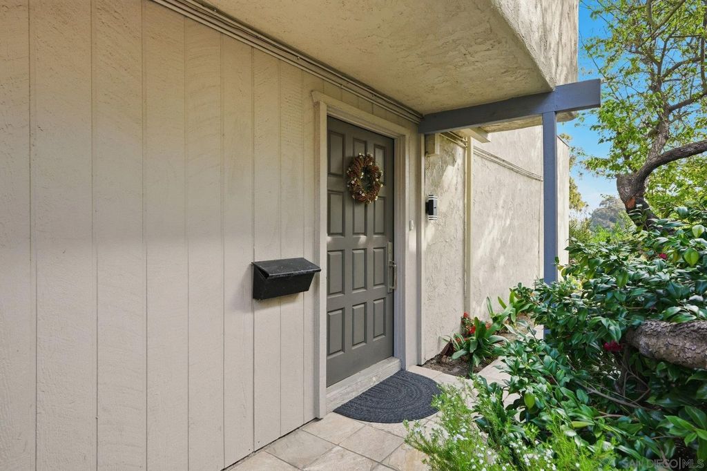 Photo of 8963 Caminito Fresco, San Diego, CA 92037 (MLS # 260004727)