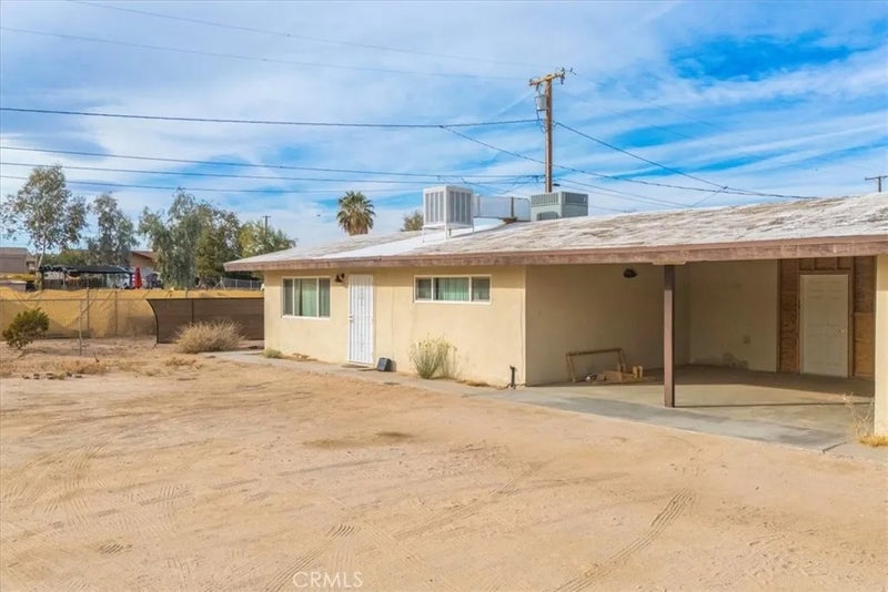 6368 Tamarisk Avenue