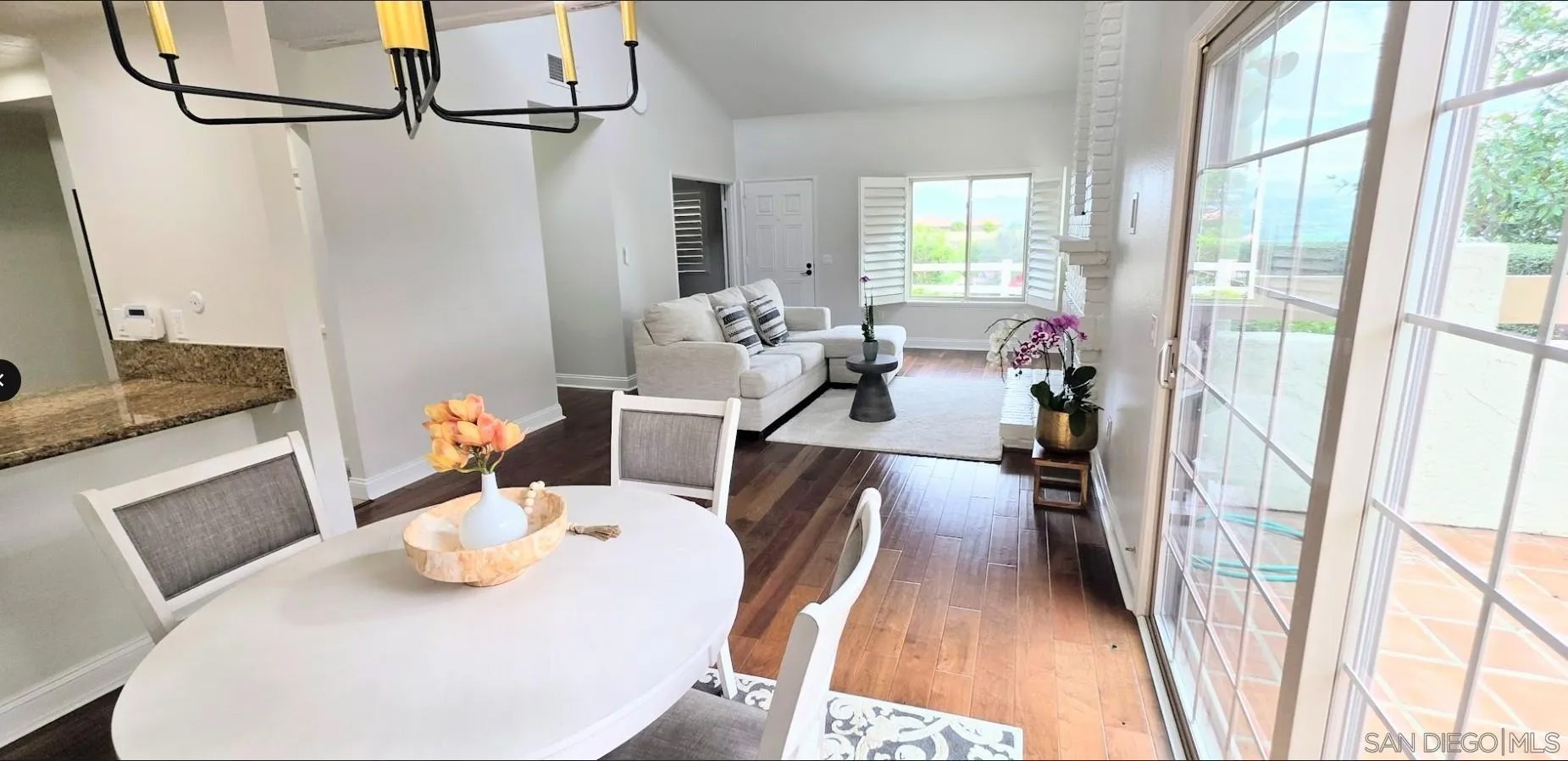 11872 Bernardo Ter E