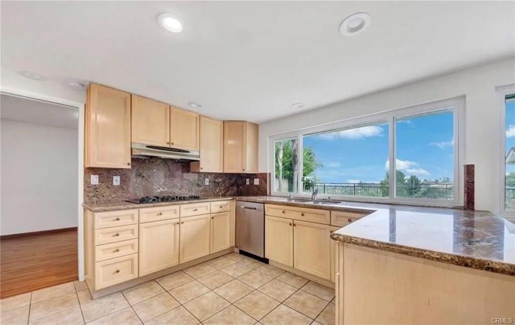 Photo of 22905 De Kalb Drive, Calabasas, CA 91302 (MLS # SR25266977)