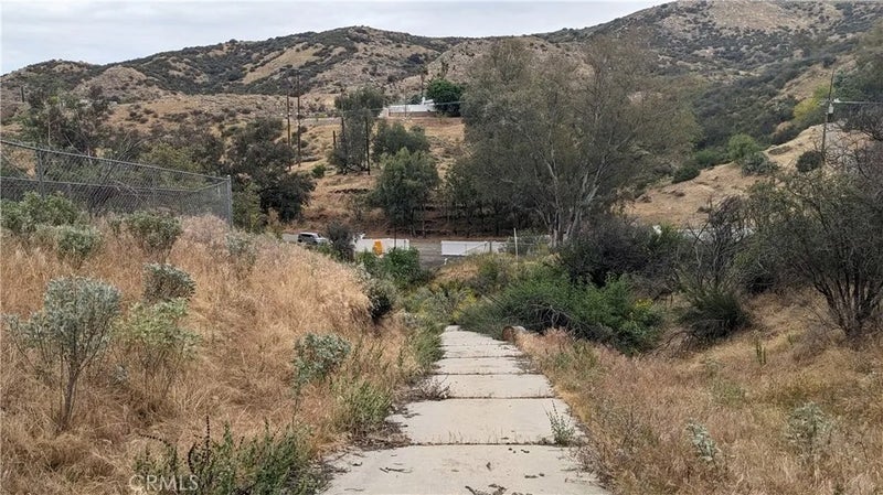 9335 Reche Canyon