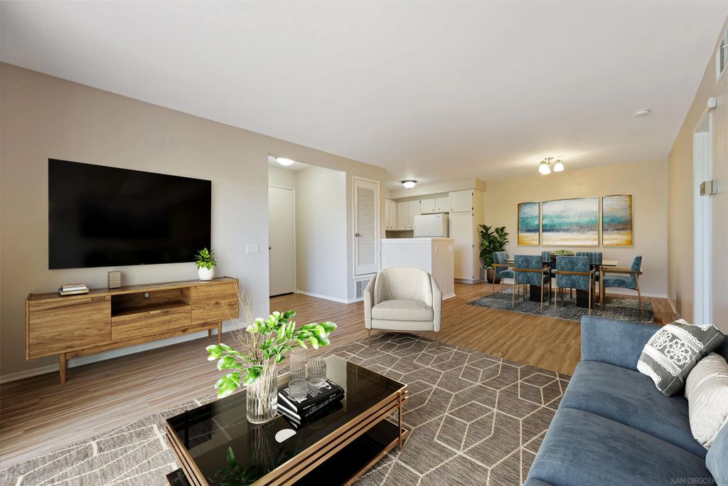 Photo of 12283 Carmel Vista Rd #122, San Diego, CA 92130 (MLS # 250045883)