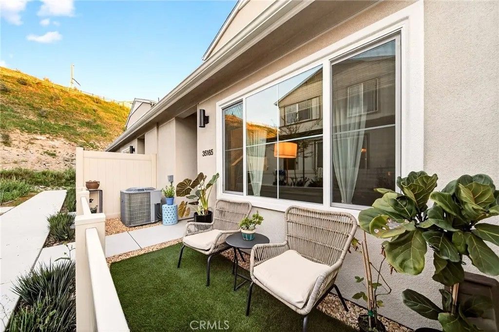 Photo of 35165 Rangpur Ln, Fallbrook, CA 92028 (MLS # SW26045464)