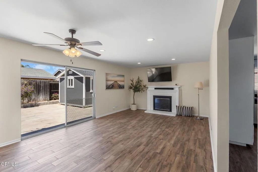 1001 Redwood Street