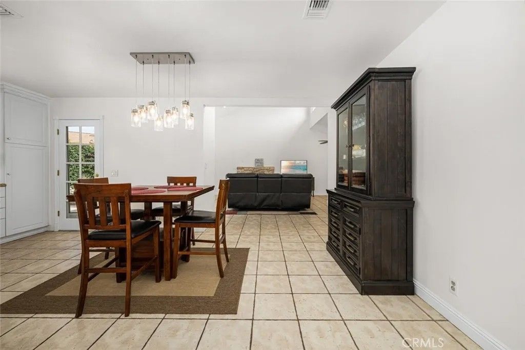 Photo of 590 N Espanita St, Orange, CA 92869 (MLS # OC26074087)