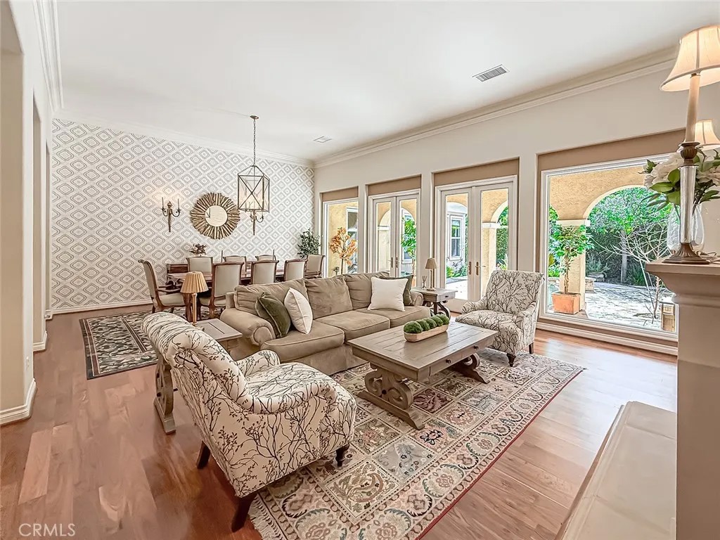 2888 Rainfield