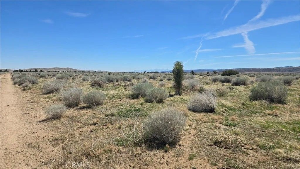 Photo of 0 Avenue E, vicinity 193rd St West, Fairmont, CA 93536 (MLS # SR26010251)