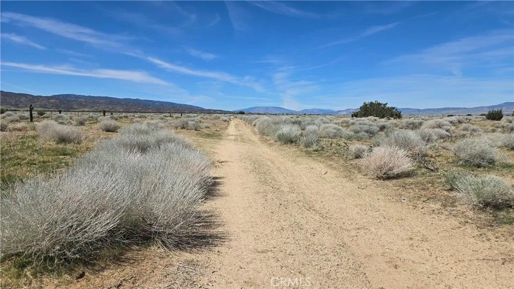 Photo of 0 Avenue E, vicinity 193rd St West, Fairmont, CA 93536 (MLS # SR26010251)