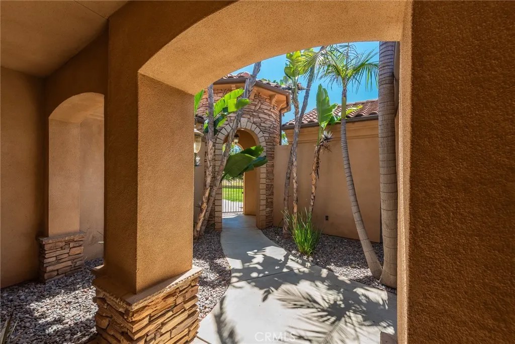 9609 Equestrian Drive