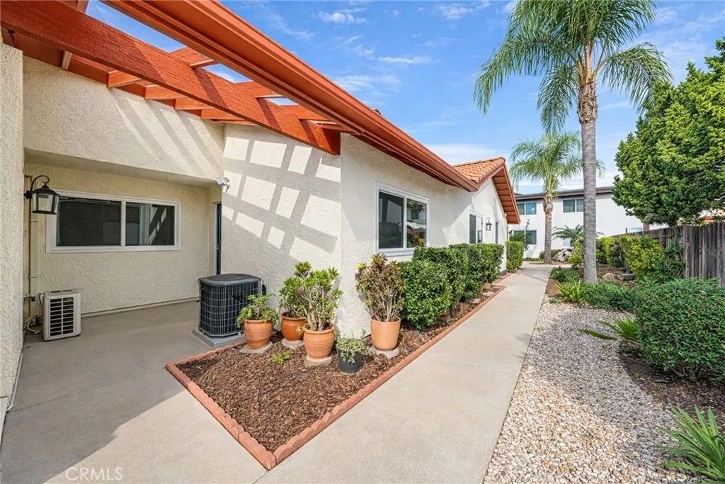 Photo of 2647 Calle Martos, Duarte, CA 91010 (MLS # WS26029484)