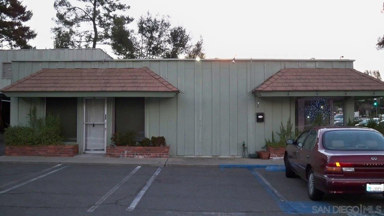 2140 Alpine Blvd