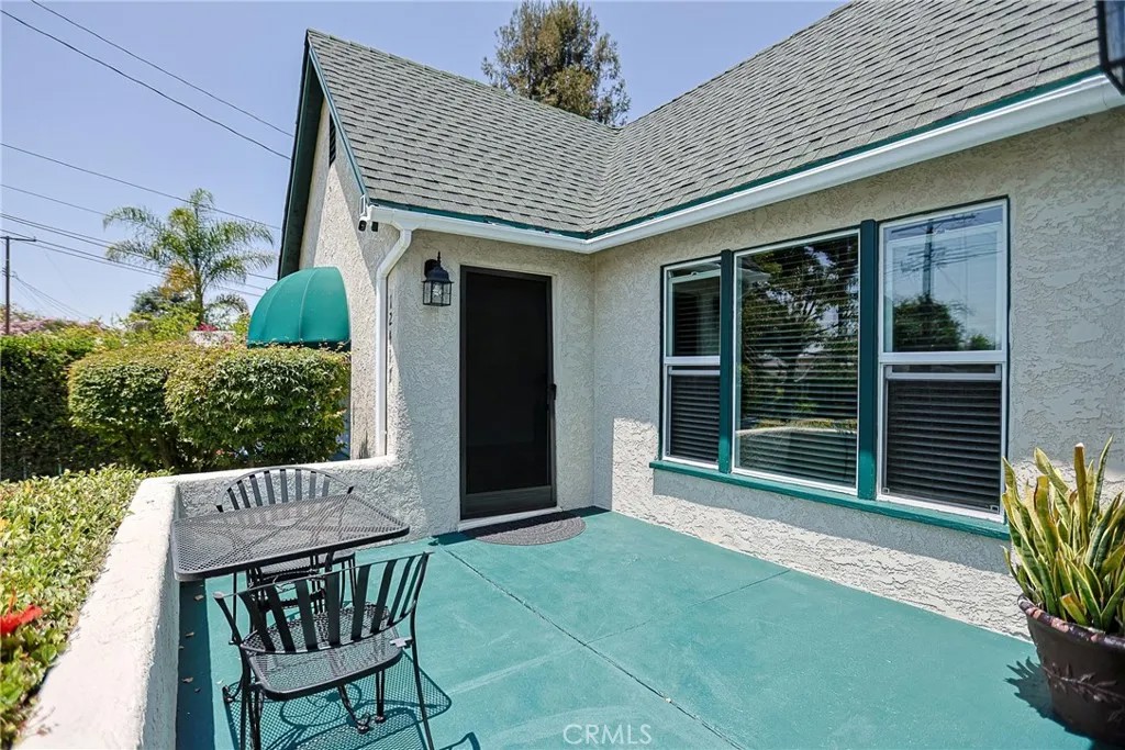 12417 Rose Drive