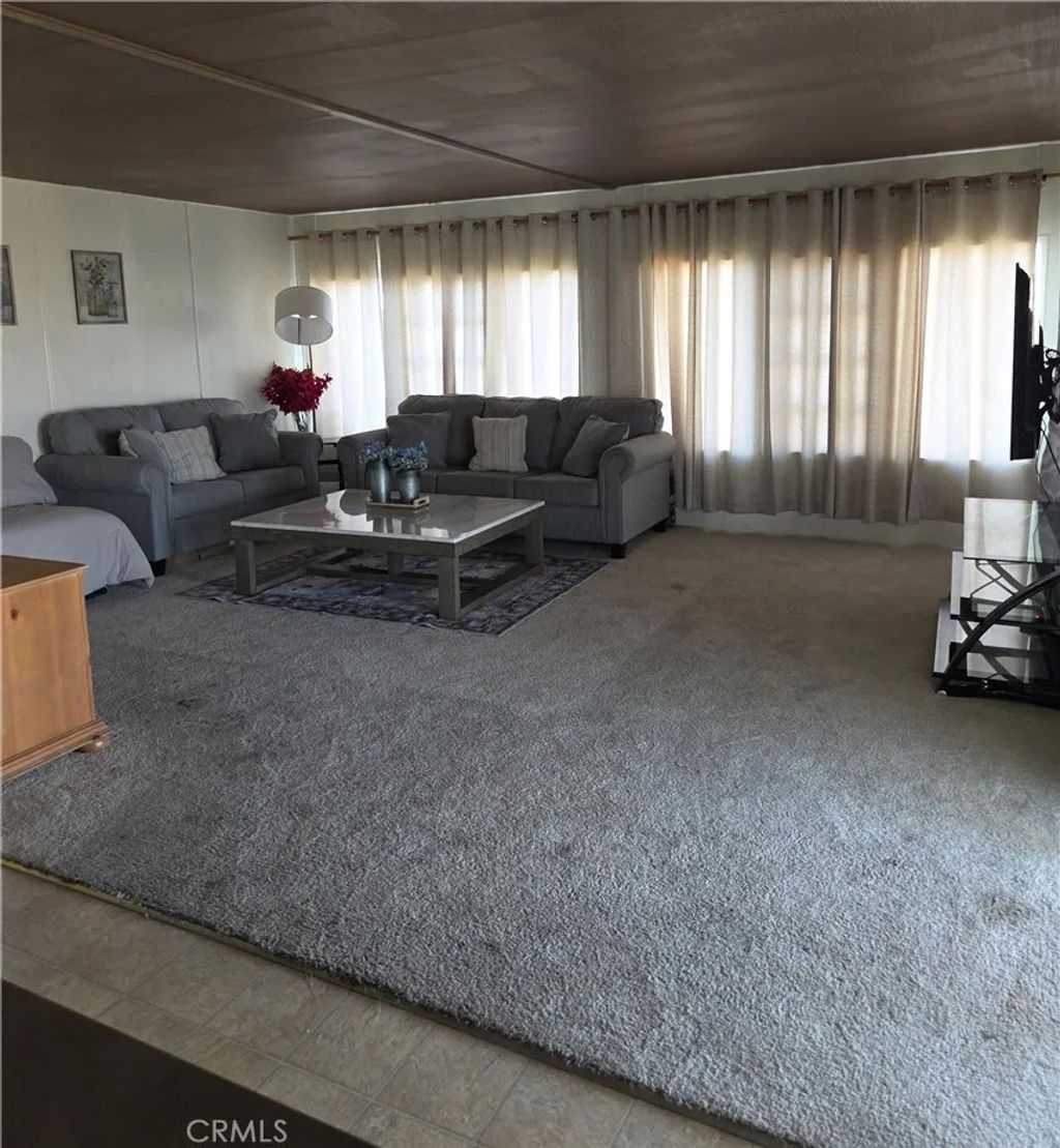 Photo of 1177 Congress St #42, San Bernardino, CA 92410 (MLS # CV26053938)