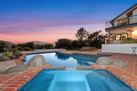 Photo of 3453 Via Loma Vista, Escondido, CA 92029 (MLS # 260008371)