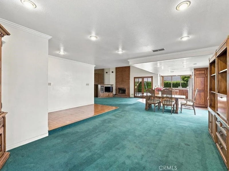 10443 Camden Drive