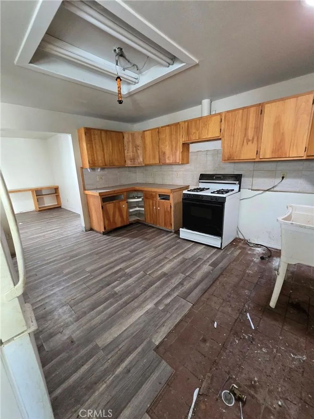 Photo of 13920 Manakee Ave, Clearlake, CA 95422 (MLS # LC26047077)