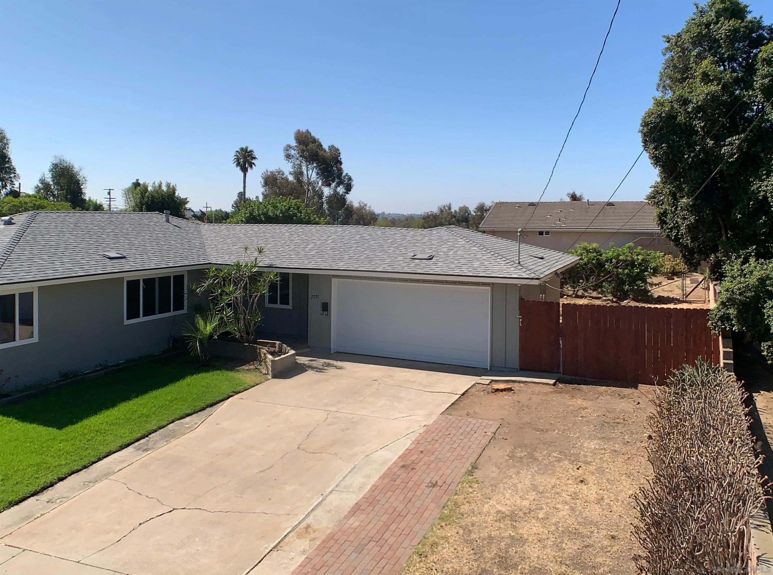 7731 Mockingbird Dr