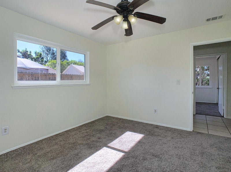 7731 Mockingbird Dr