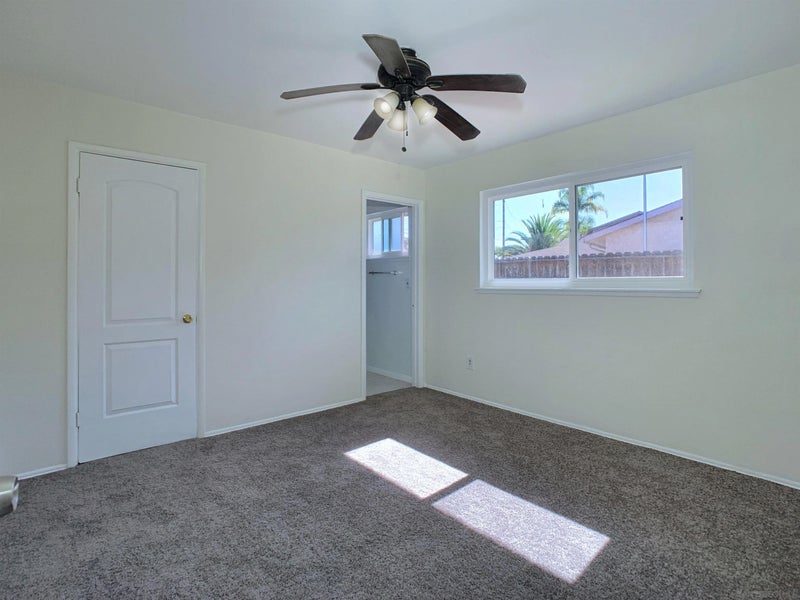 7731 Mockingbird Dr