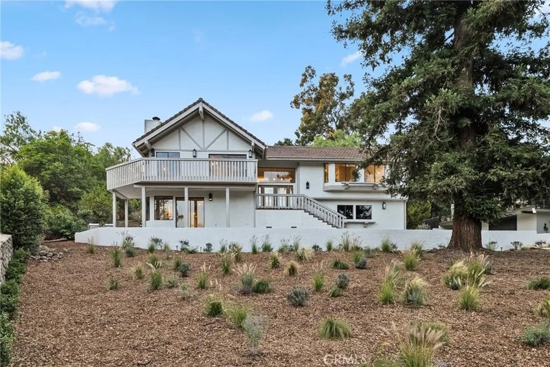 275 Fairview Road