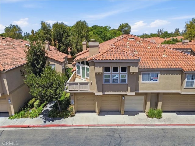 8 Magellan Aisle, Irvine