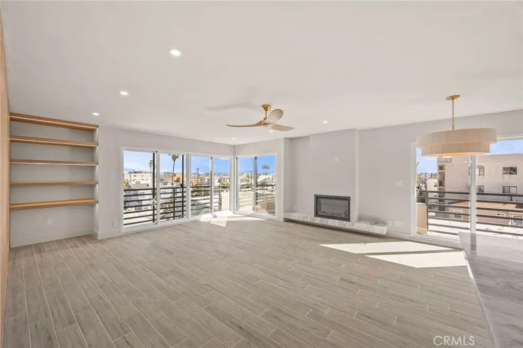 Photo of 1 62nd Place #404, Long Beach, CA 90803 (MLS # OC26052802)