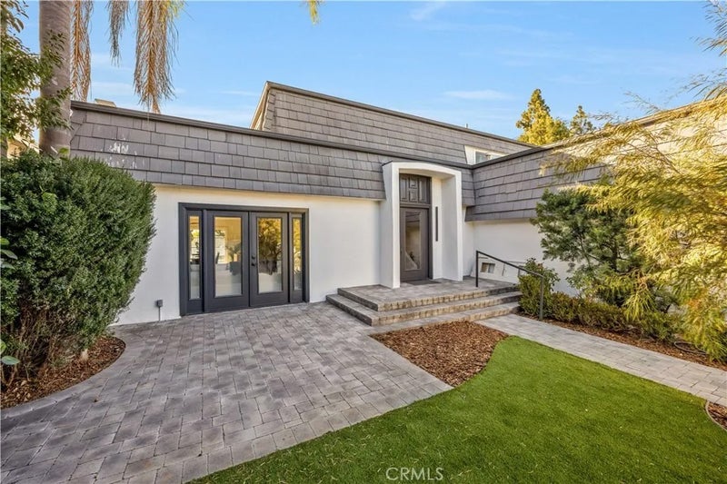 25266 Pacifica