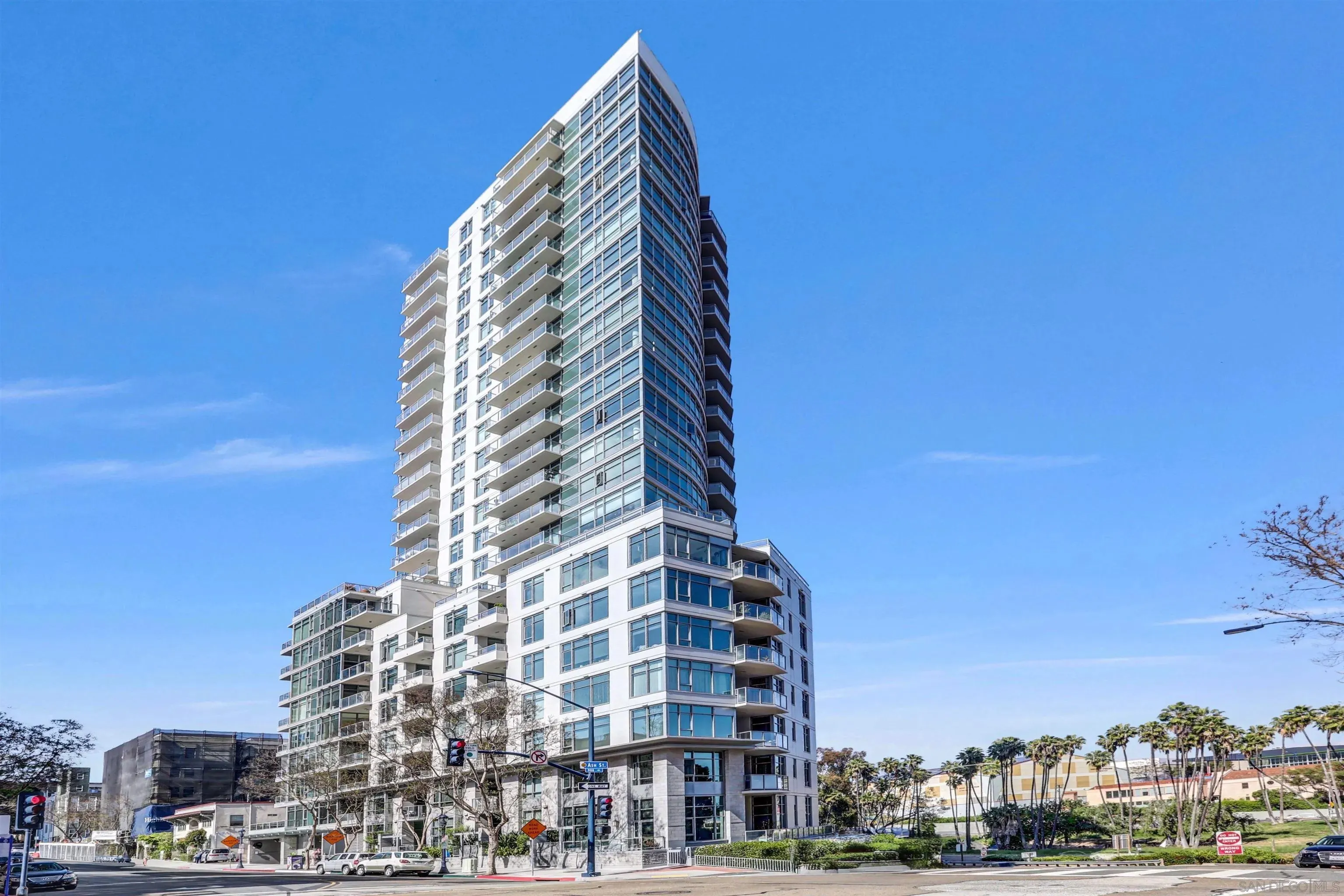 San Diego, California 92101, United States, 2 Bedrooms Bedrooms, ,2 BathroomsBathrooms,Residential,Active,127952