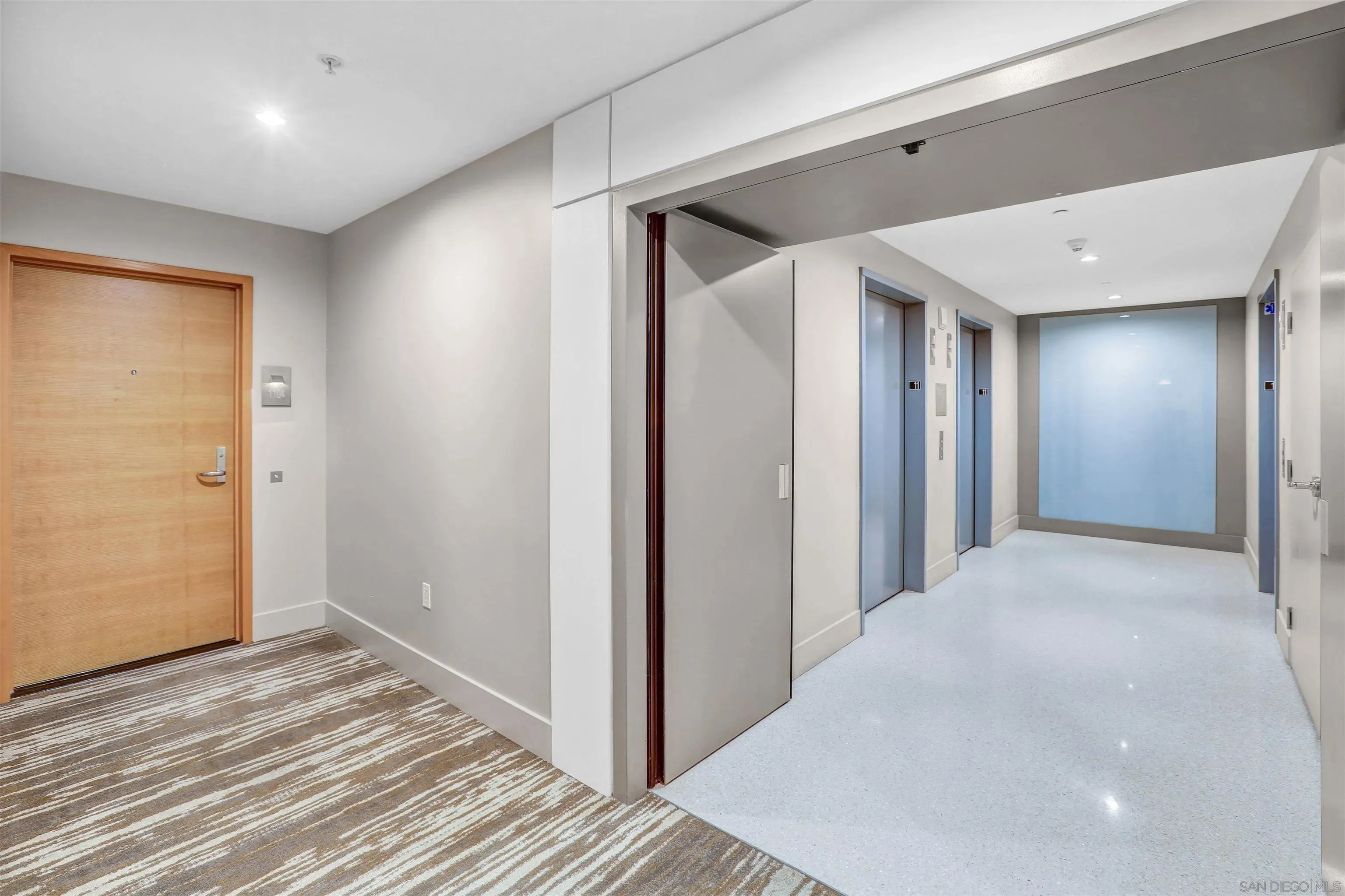 San Diego, California 92101, United States, 2 Bedrooms Bedrooms, ,2 BathroomsBathrooms,Residential,Active,127952