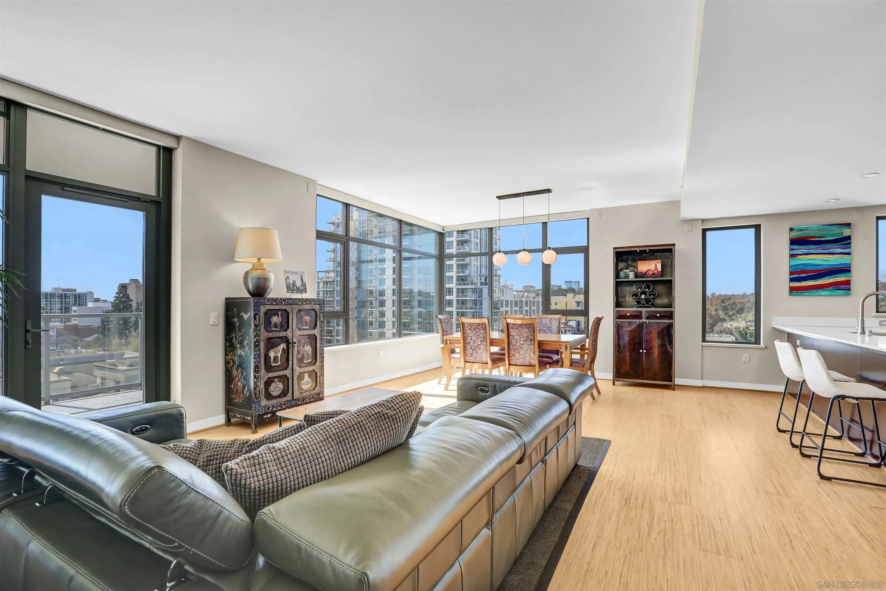 San Diego, California 92101, United States, 2 Bedrooms Bedrooms, ,2 BathroomsBathrooms,Residential,Active,127952 San Diego, California 92101, United States, 2 Bedrooms Bedrooms, ,2 BathroomsBathrooms,Residential,Active,127952