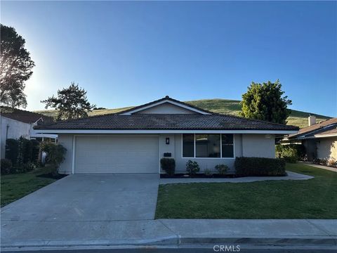 Photo of 5315 Cantante, Laguna Woods, CA 92637 (MLS # PW26037157)