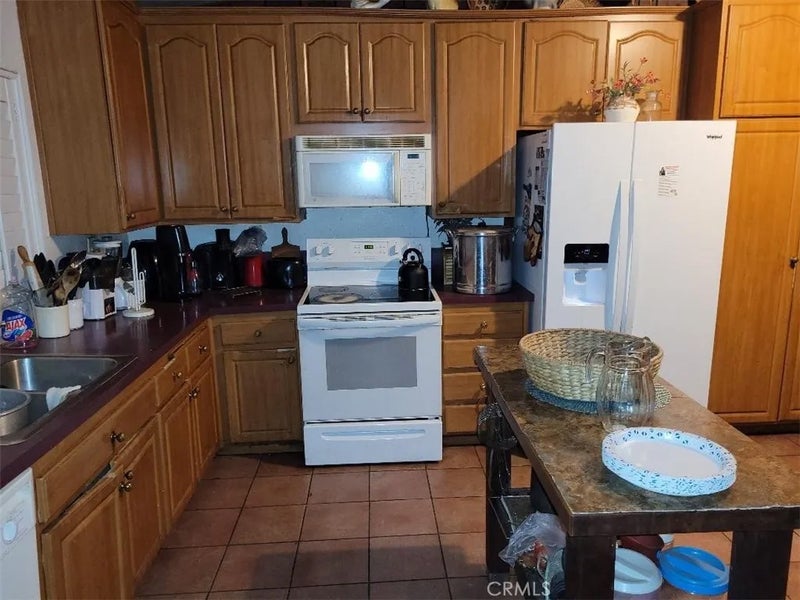 2178 Anne Place