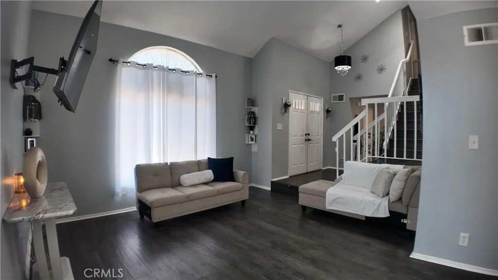 2335 Langhorn