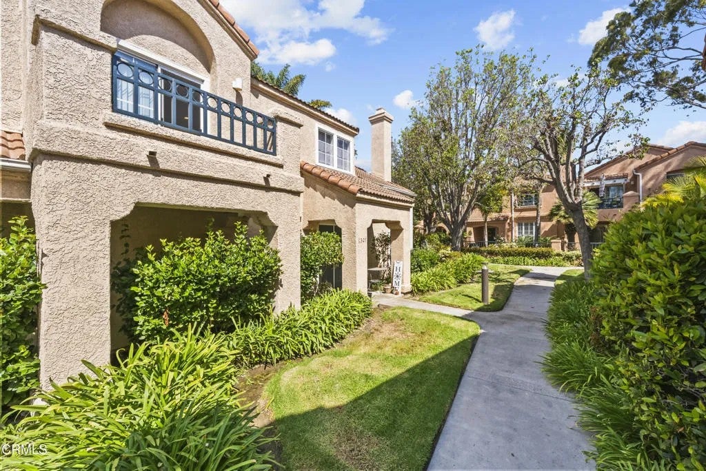 1307 Oyster Place 117