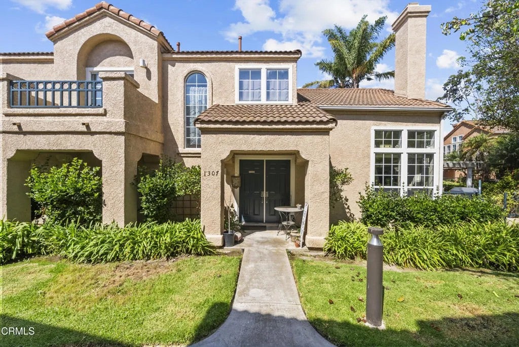 1307 Oyster Place 117