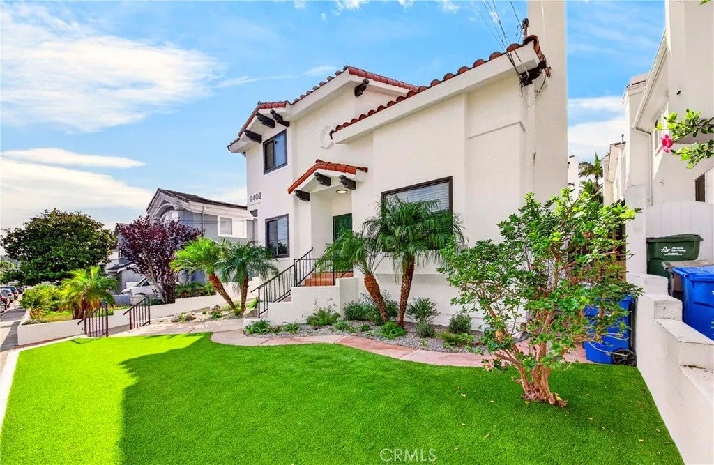 2402 Clark Lane A
