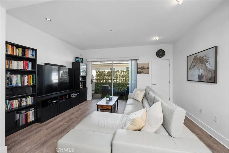 1700 Sawtelle Boulevard 317