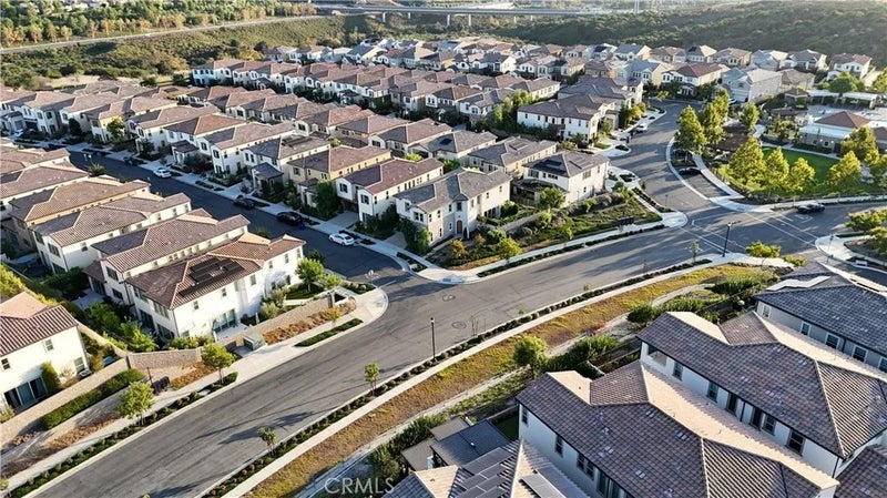 2060 Aliso Canyon