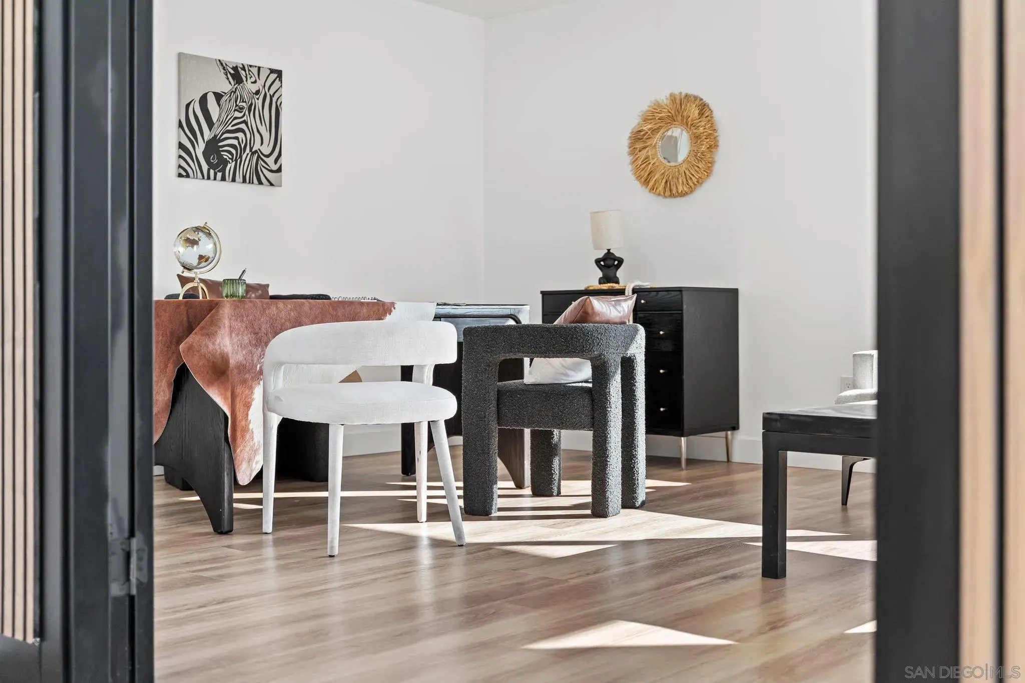 Cardiff, California 92007, United States, 5 Bedrooms Bedrooms, ,3 BathroomsBathrooms,Residential,Active,240981