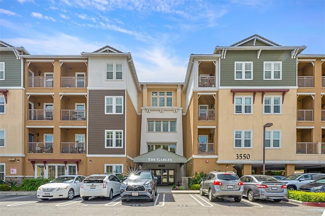 3550 Torrance Boulevard 209